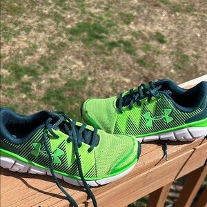 Under Armour Kids Green Athletic Shoes